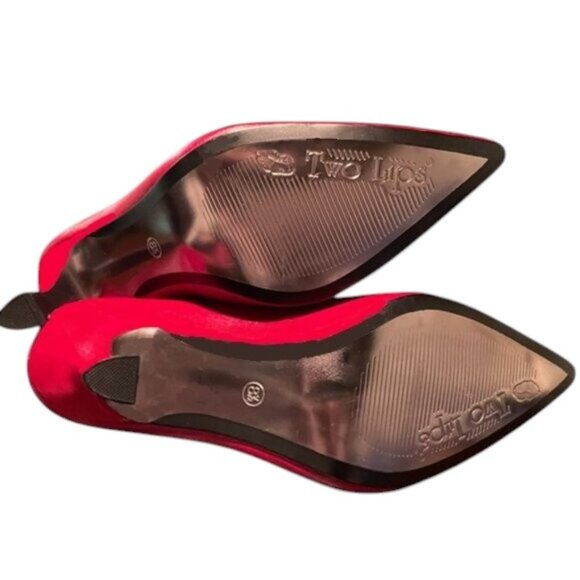 Vintage Two Lips Leather Sculpted Heels - Picture 7 of 8